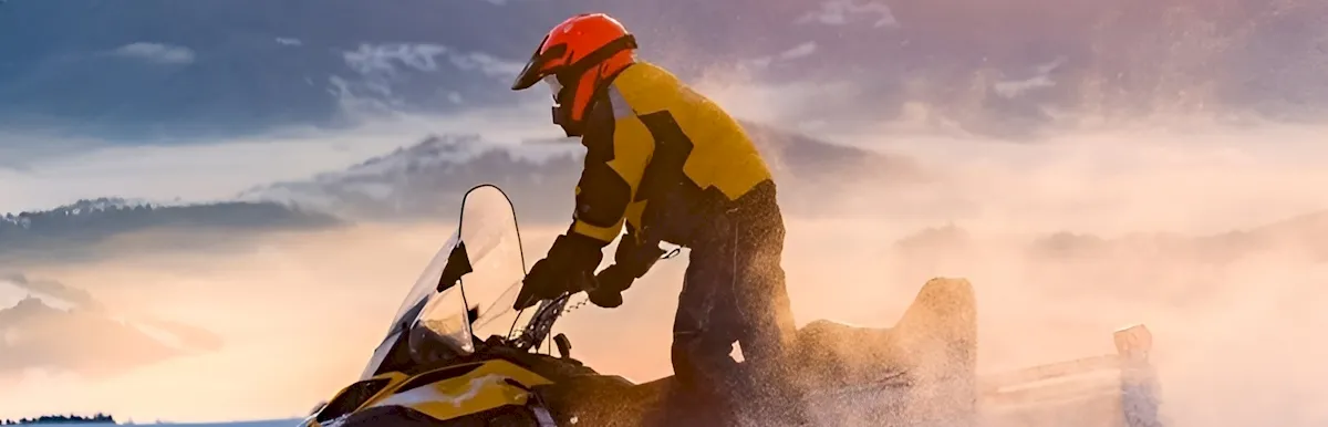 Read more about the article How to Clean and Polish a Snowmobile